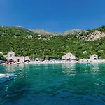 Holiday home Three-bedroom In