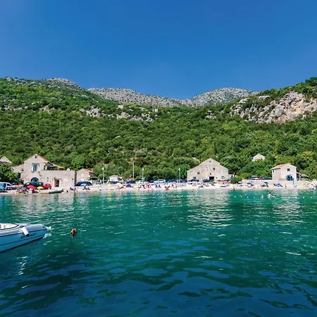 Σπίτι διακοπών Three-bedroom In