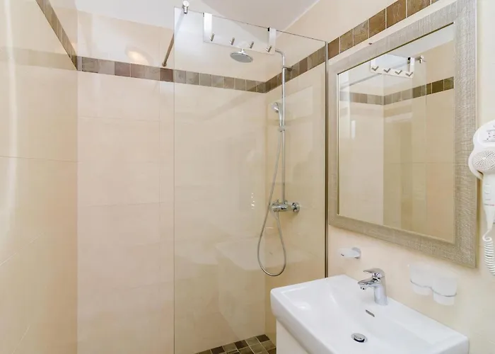 Three-bedroom In Casa vacanze *