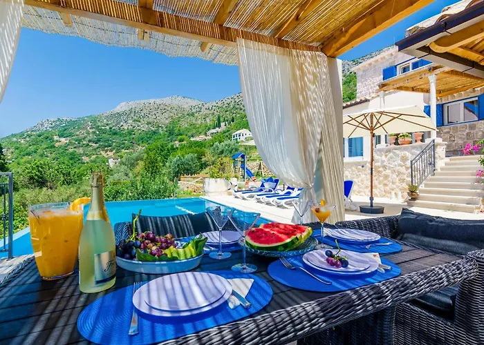 Three-bedroom In Casa vacanze *