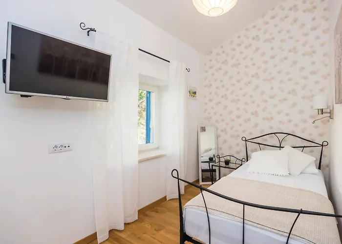 Casa vacanze Three-bedroom In *