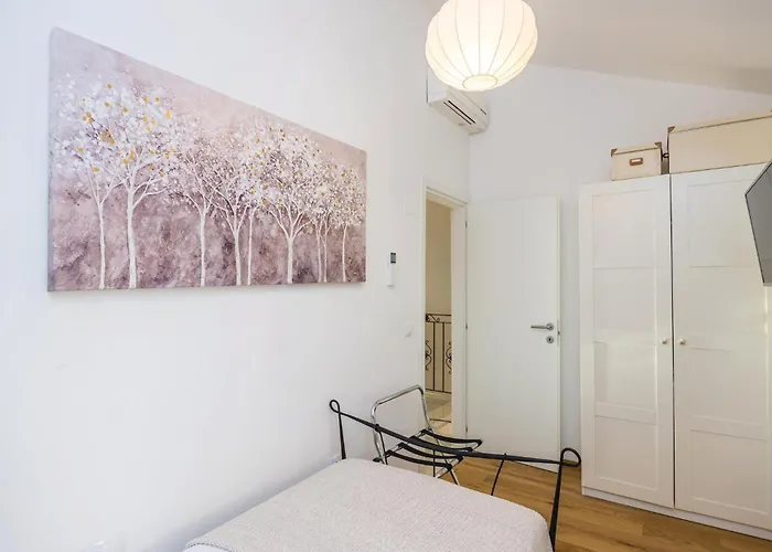 Three-bedroom In * Brsečine