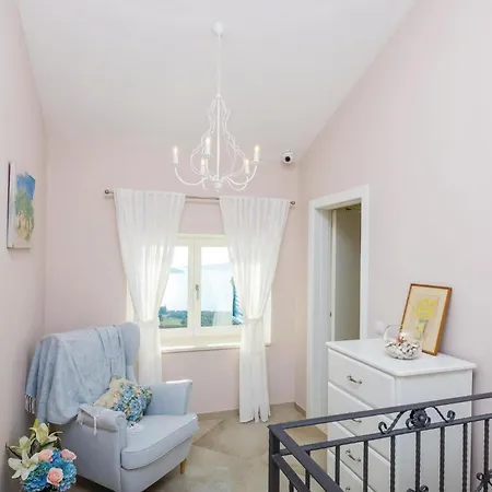 Hébergement de vacances Three-bedroom In