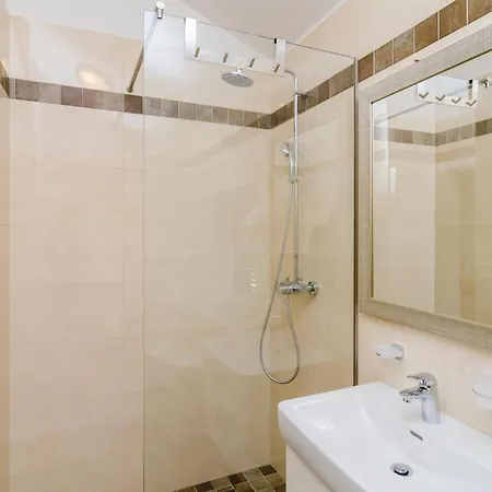 Three-bedroom In Ferienhaus *